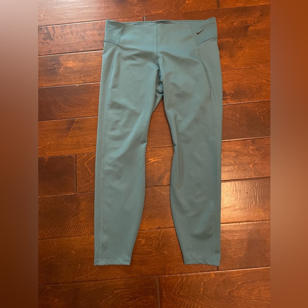 Teal Nike leggings